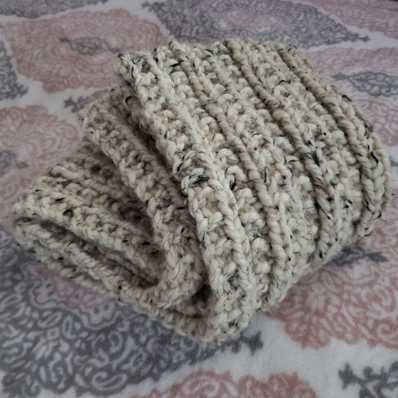 Handmade Knit Dwarven Scarf - Picture 8 of 8